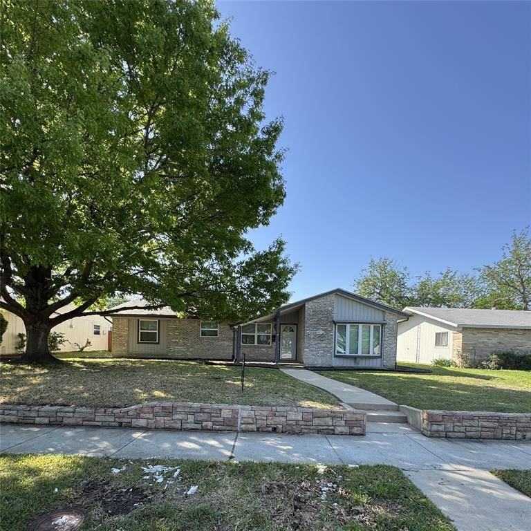 Carrollton, TX 75006,2308 Misty Lane
