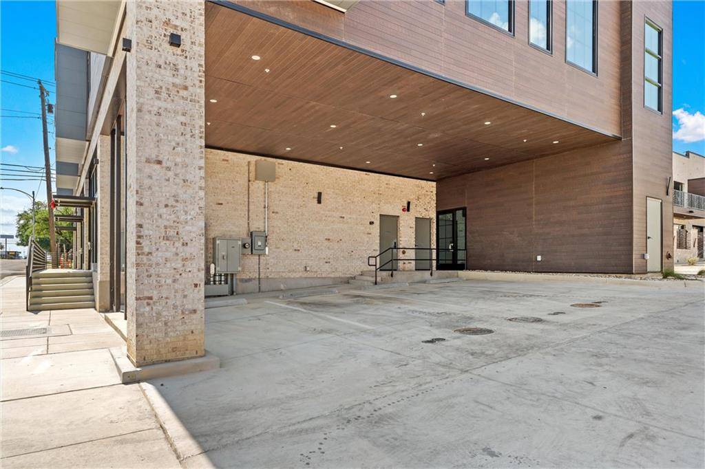 Waco, TX 76701,1025 Franklin Avenue #1025B