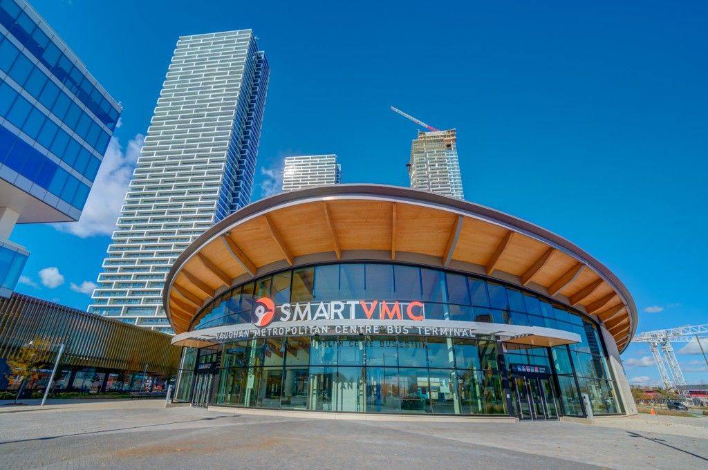 Vaughan, ON L4K 0J5,5 Buttermill AVE #706