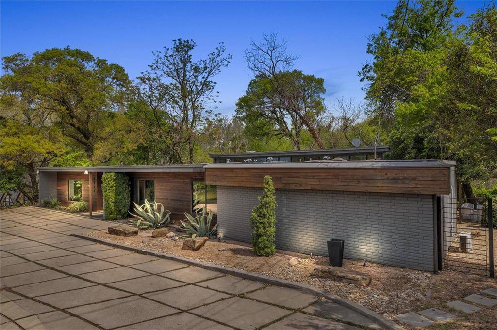 Waco, TX 76710,2517 Wooded Acres Drive