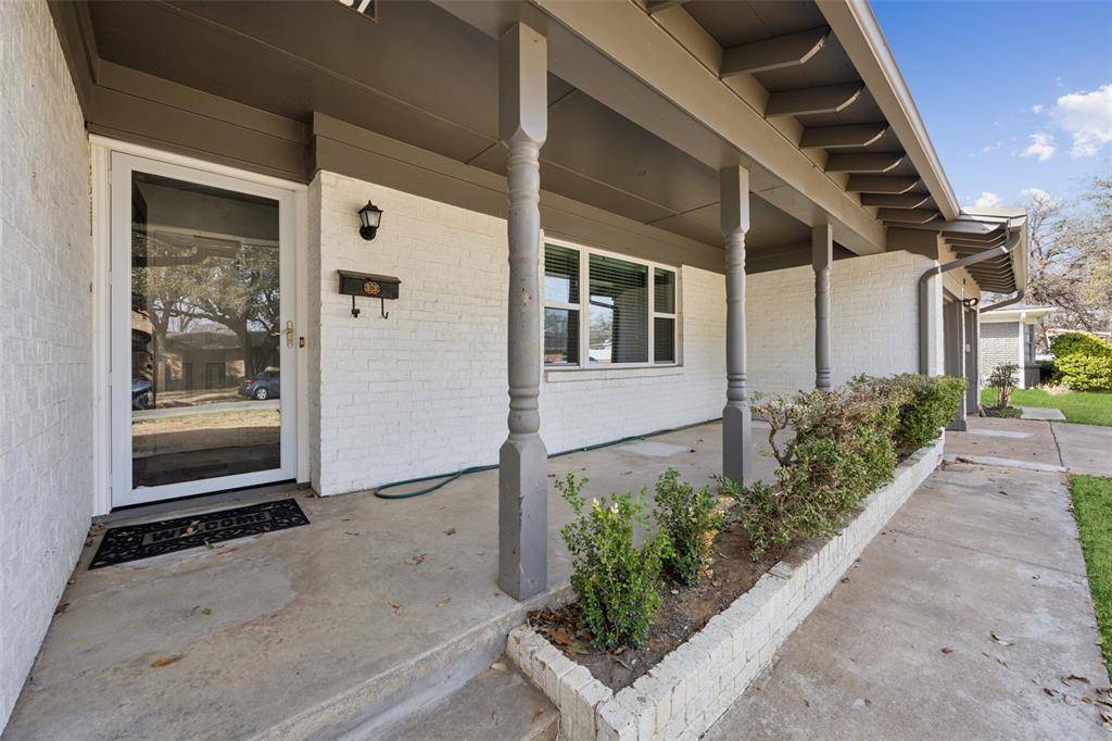 Fort Worth, TX 76111,2137 Barbell Lane