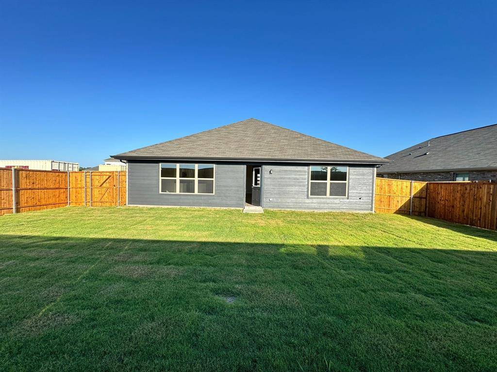 Van Alstyne, TX 75495,Address not disclosed