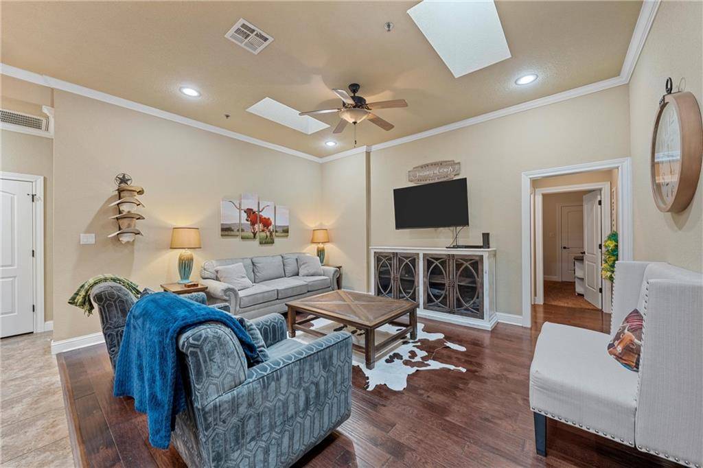 Waco, TX 76701,721 Austin Avenue