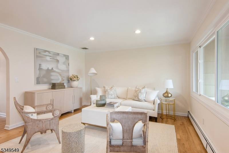 Scotch Plains Twp., NJ 07076,2089 Princeton Ave