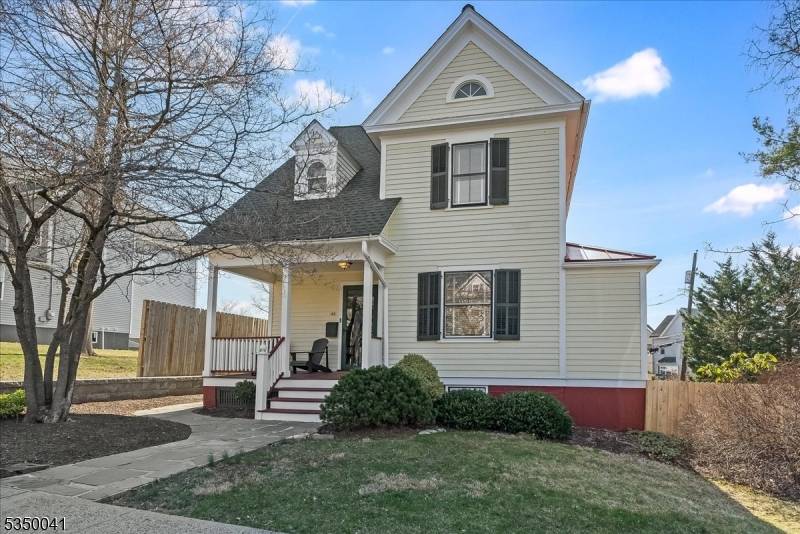 Morristown Town, NJ 07960,43 Mills St