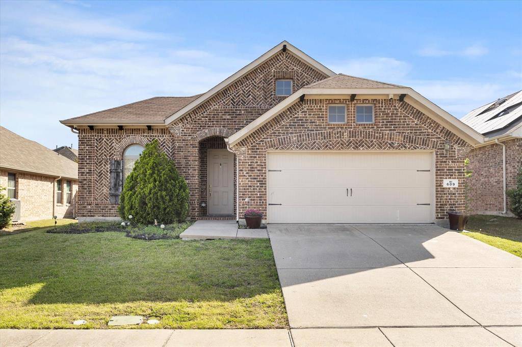 Fate, TX 75087,609 W Fate Main Place