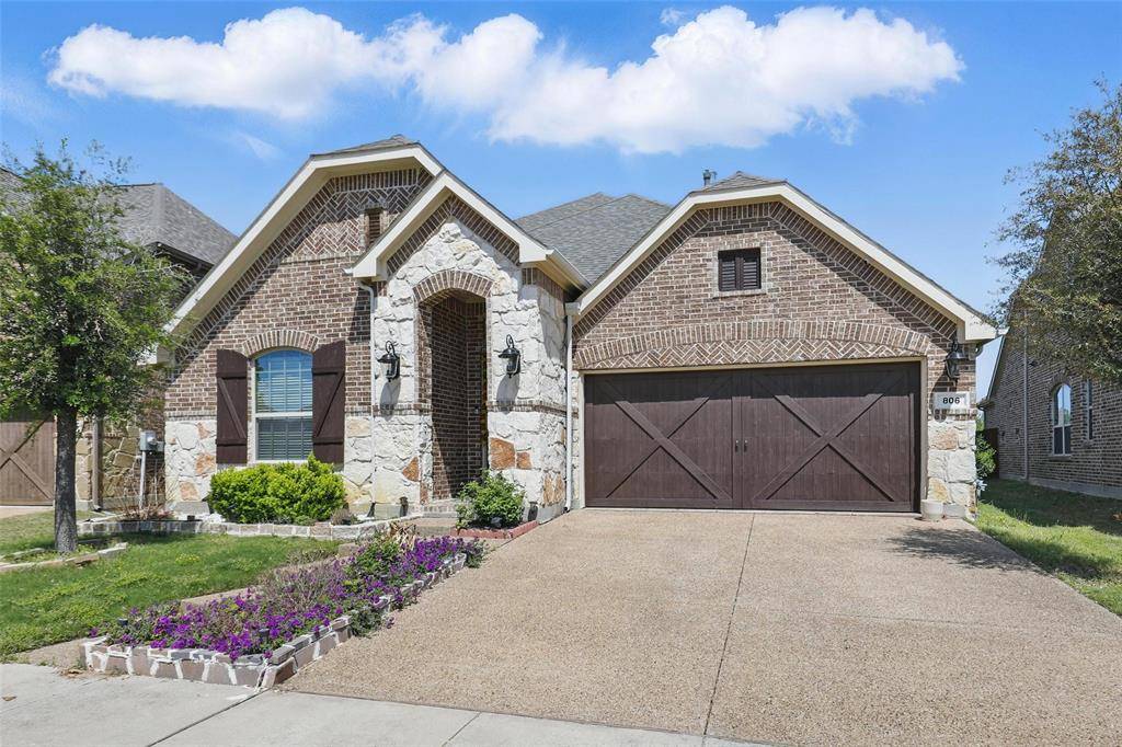 Euless, TX 76039,806 Woodstock Avenue