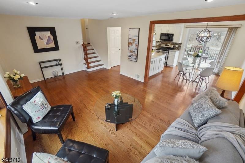West Orange Twp., NJ 07052,21 Rutgers St