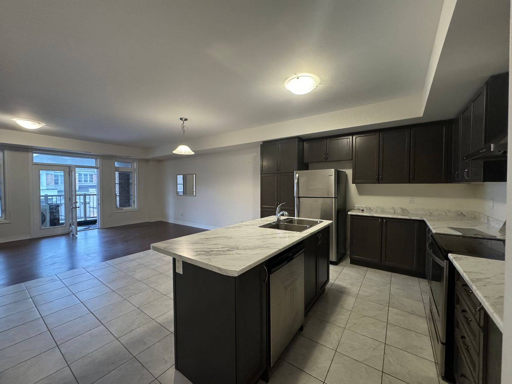 Markham, ON L6B 1N7,83 LUZON AVE
