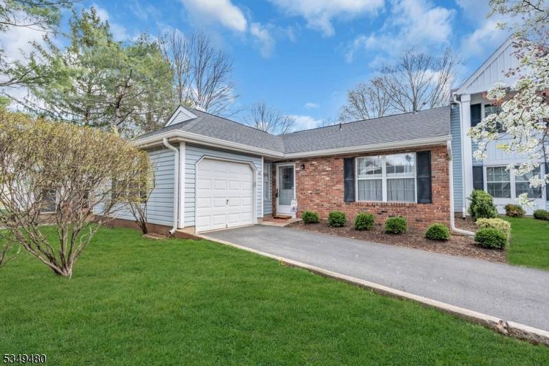 Franklin Twp., NJ 08873,261 Glastonbury Ln