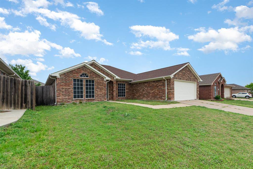 Arlington, TX 76002,517 Fossil Lake Court