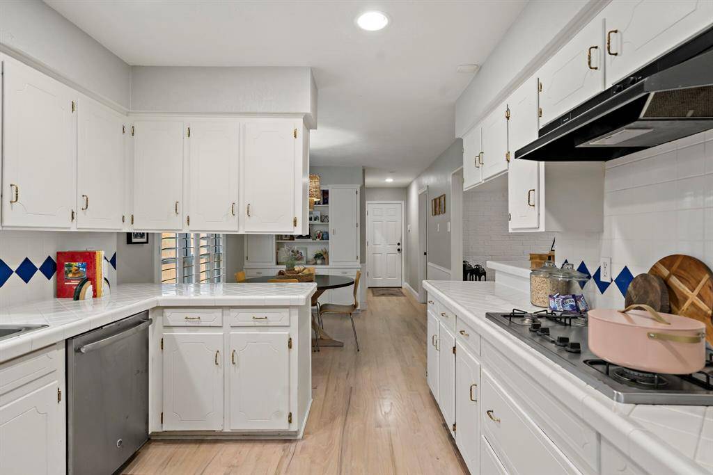 Richardson, TX 75080,428 Ridge Crest Drive