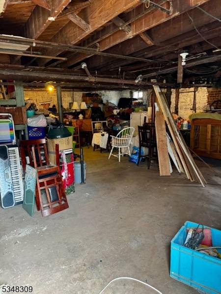 Rahway City, NJ 07065,616 Cora Pl