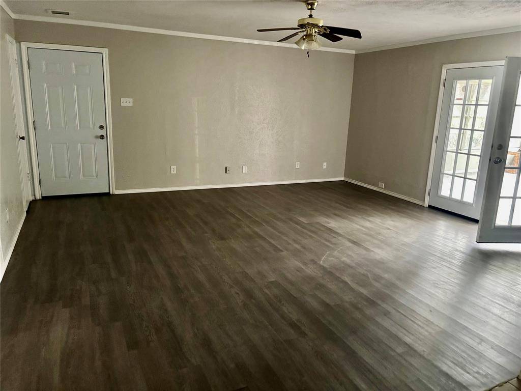 Fort Worth, TX 76116,8805 N Normandale Street