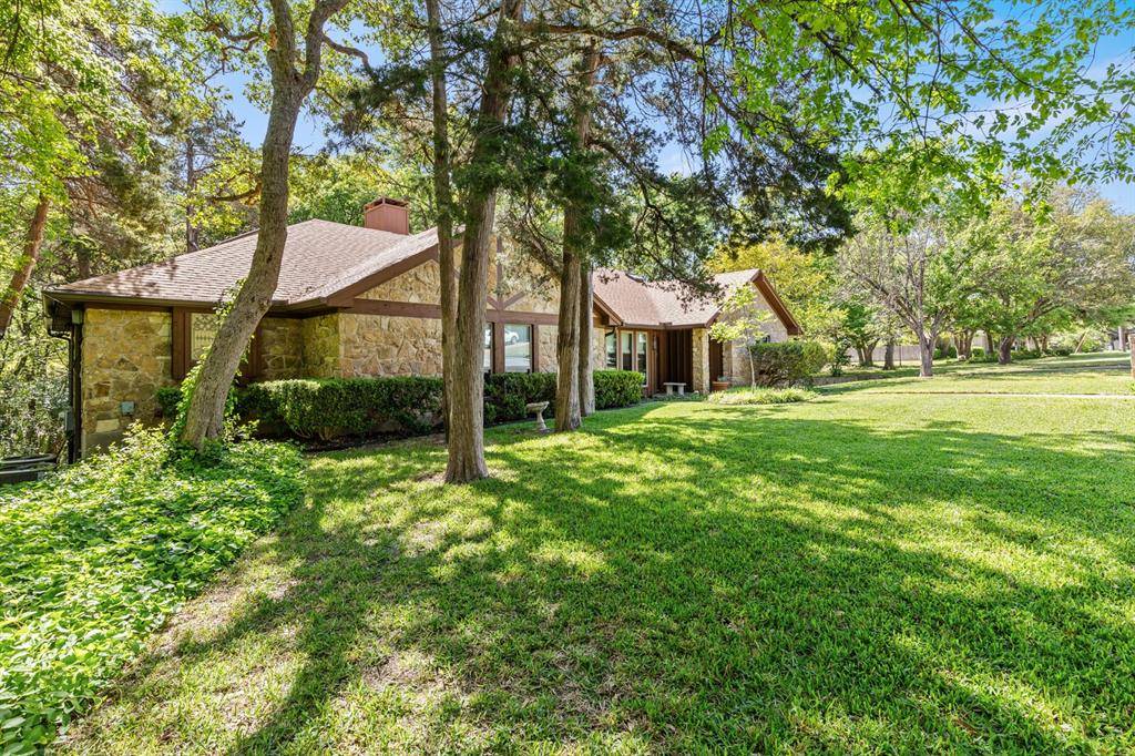 Woodway, TX 76712,8406 Oakdale Drive