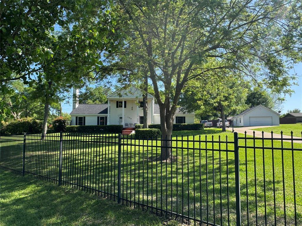 Gun Barrel City, TX 75156,109 Lilac Lane