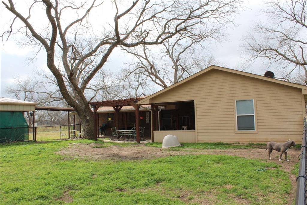 Mexia, TX 76667,174 LCR 472