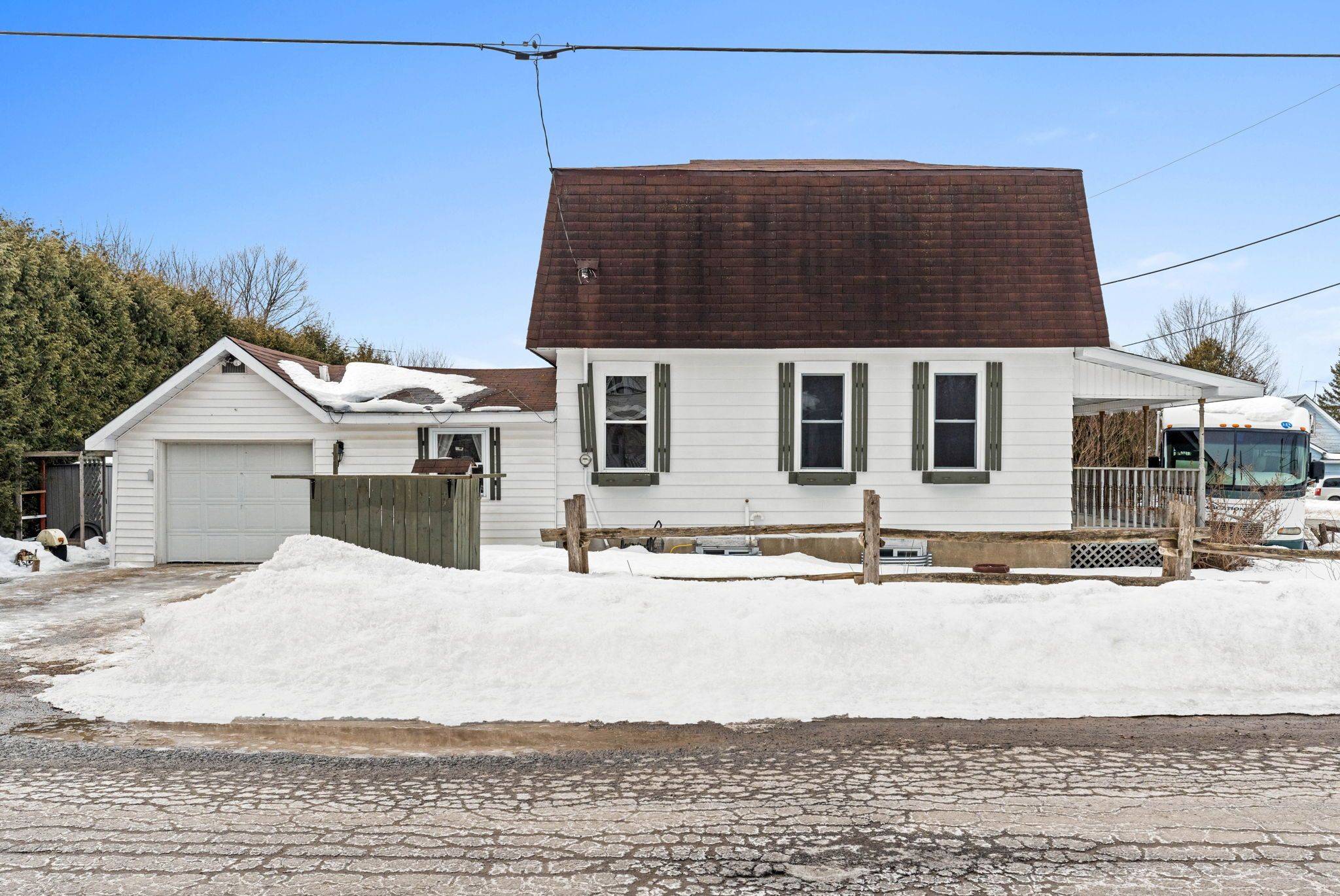 Carp - Dunrobin - Huntley - Fitzroy And Area, ON K0A 1X0,100 Crossland DR