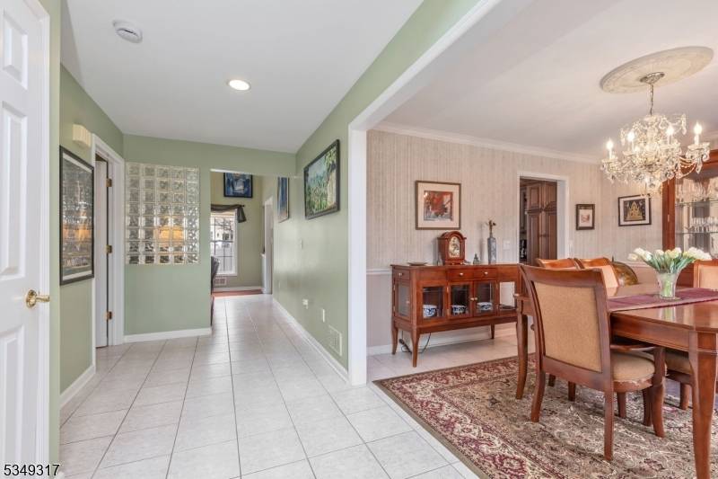 Long Hill Twp., NJ 07933,160 Riverview Ave