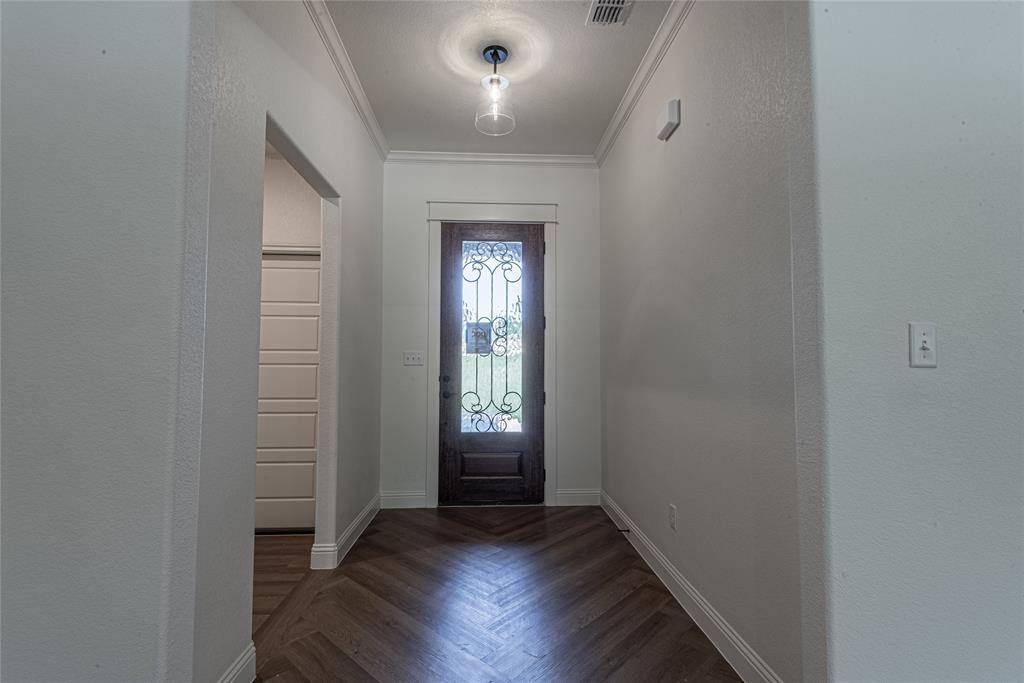 Springtown, TX 76082,10017 Valley Oak Way