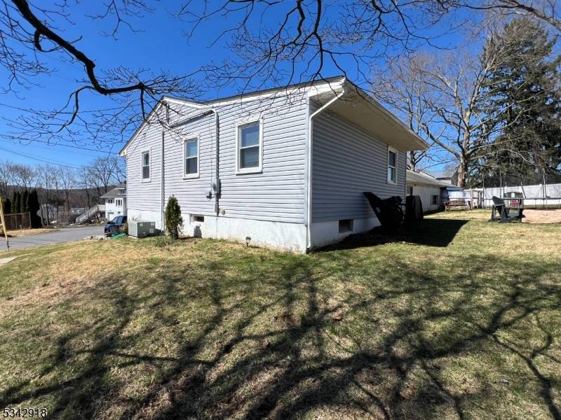 Pohatcong Twp., NJ 08865,315 PENNSYLVANIA