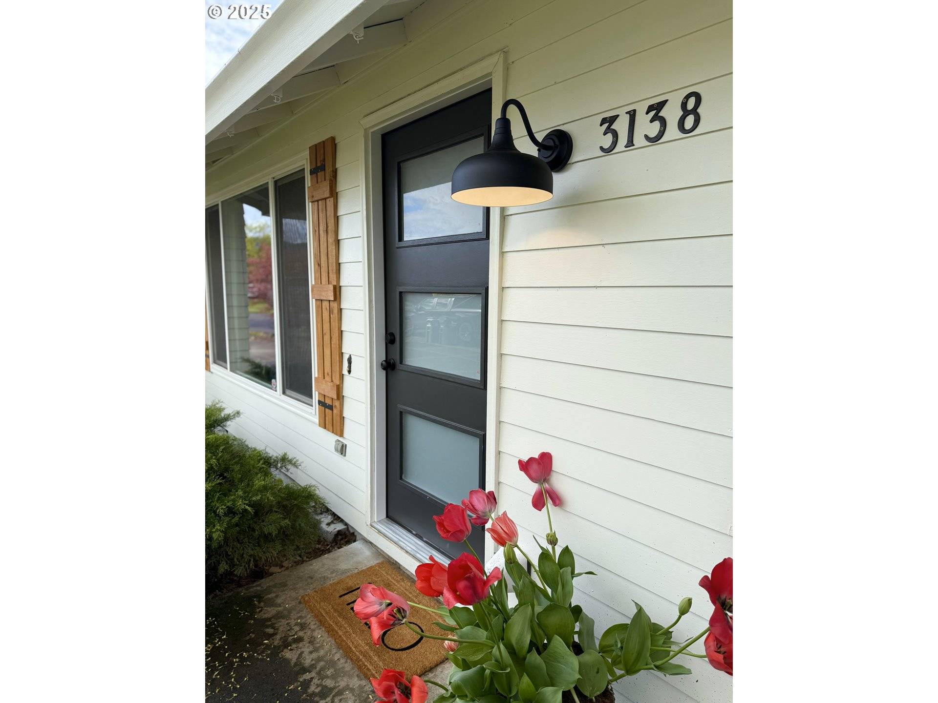 Eugene, OR 97401,3138 KENTWOOD DR