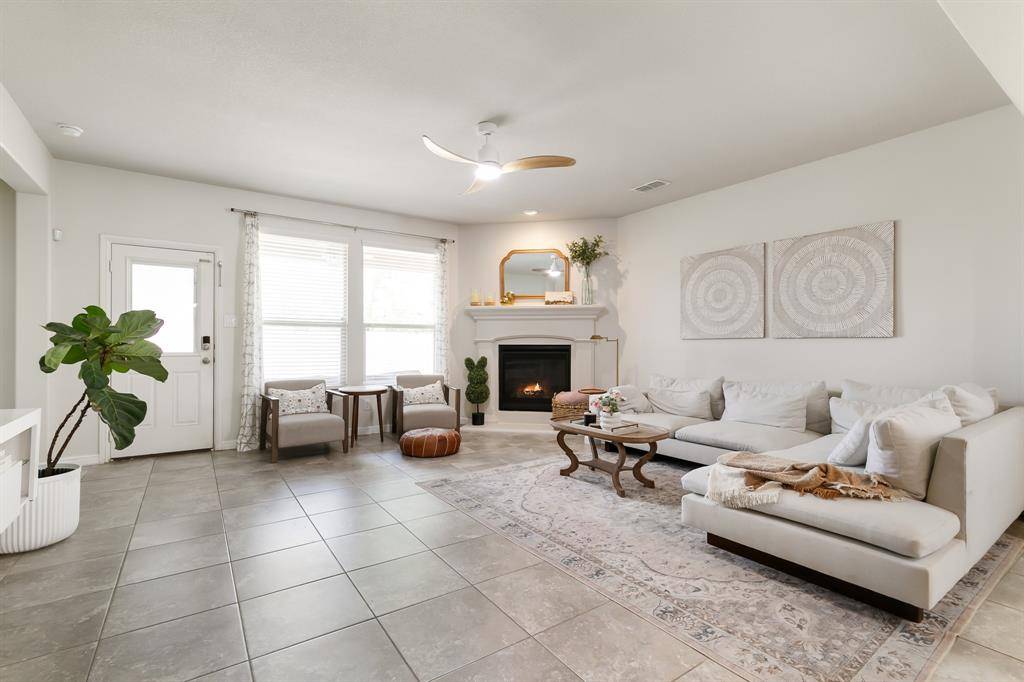 Saginaw, TX 76131,616 Dunster Lane