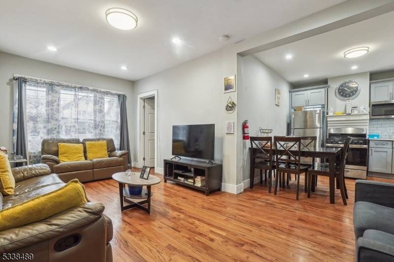 Irvington Twp., NJ 07111,616 Stuyvesant Ave
