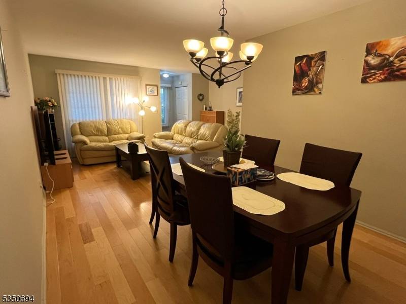 Franklin Twp., NJ 08873,262 Luton Way