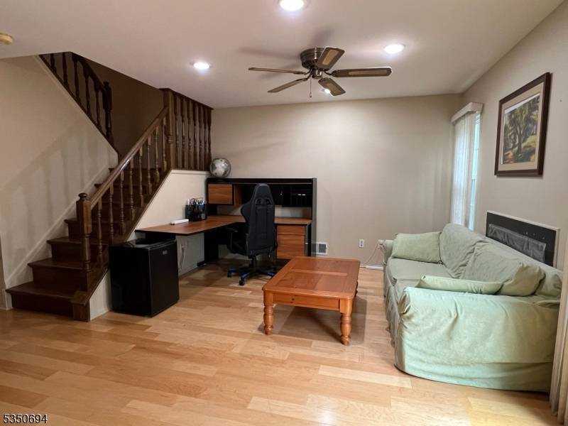 Franklin Twp., NJ 08873,262 Luton Way