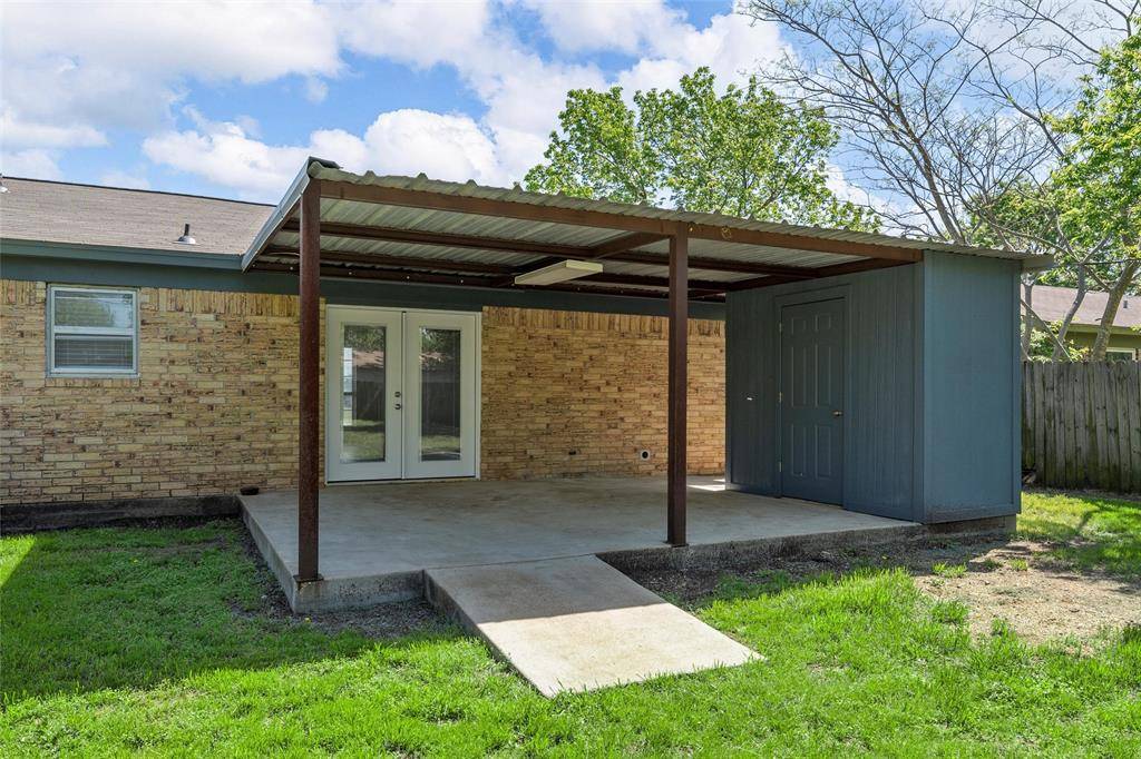 Mcgregor, TX 76657,520 N Main