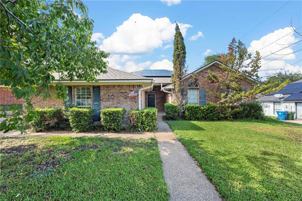 Hewitt, TX 76643,312 Hedrick Drive