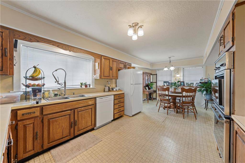 Woodway, TX 76712,1610 Oak Hollow Drive