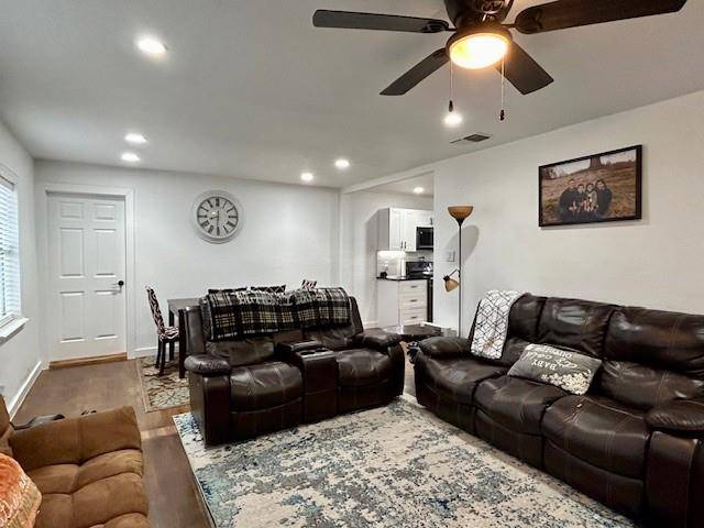 Mexia, TX 76667,206 E Tyler Street