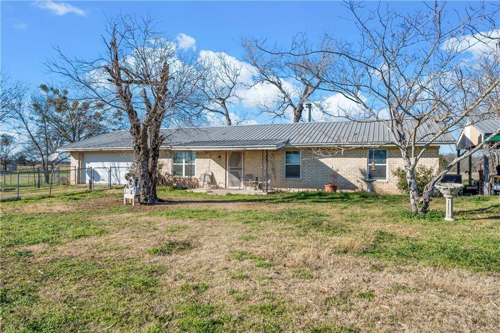 Chilton, TX 76632,599 CR 493