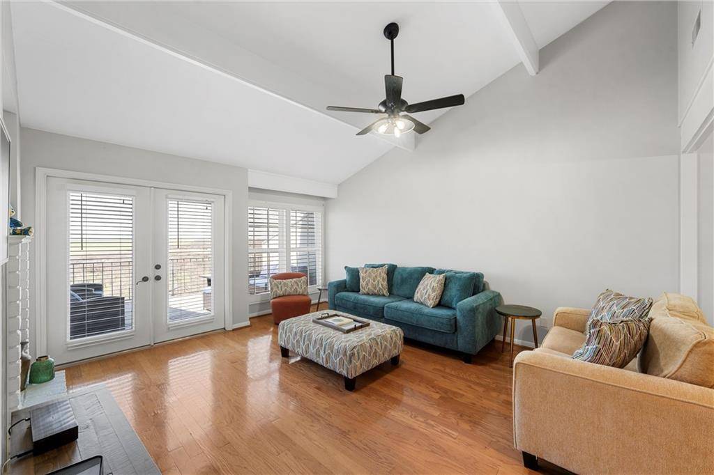 Waco, TX 76708,2905 Lake Shore Drive #206