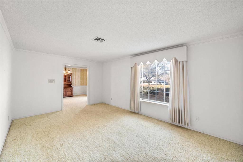 Arlington, TX 76015,1611 Royal Mile Court