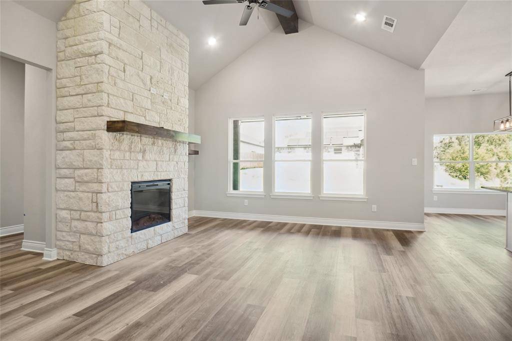 Granbury, TX 76048,2302 Navasota Street