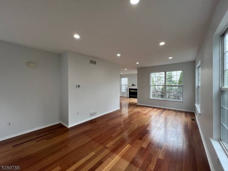 Parsippany-troy Hills Twp., NJ 07054,63 Albert Ct