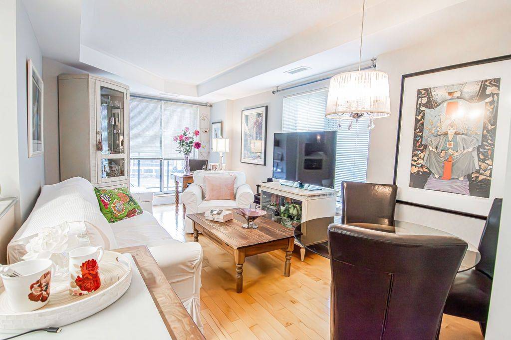 Carlington - Central Park, ON K2C 4G4,310 Central Park DR #8E
