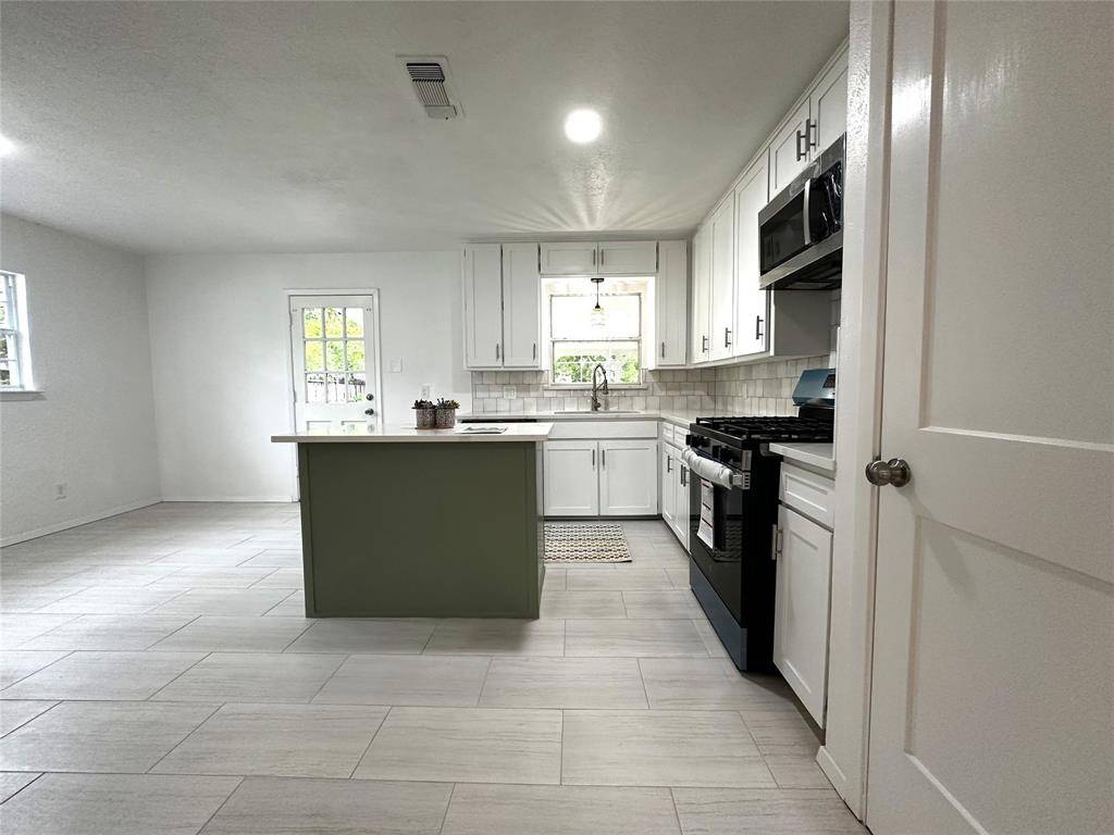 Fort Worth, TX 76114,5416 Durham Avenue