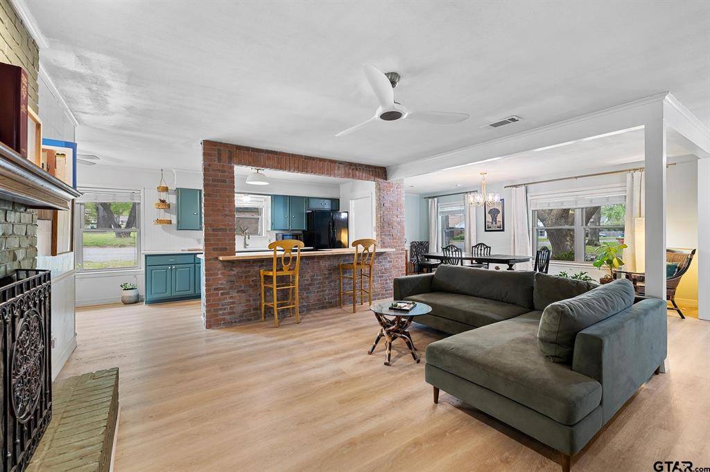 Athens, TX 75751,817 Bradley Drive