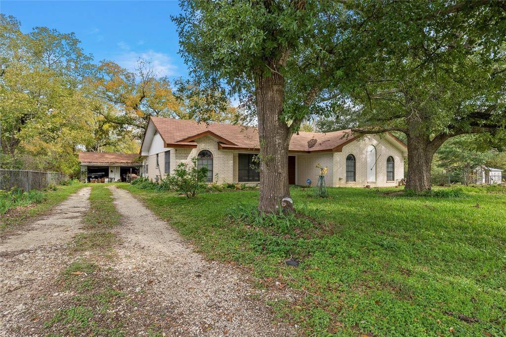 Kosse, TX 76653,505 E Washington