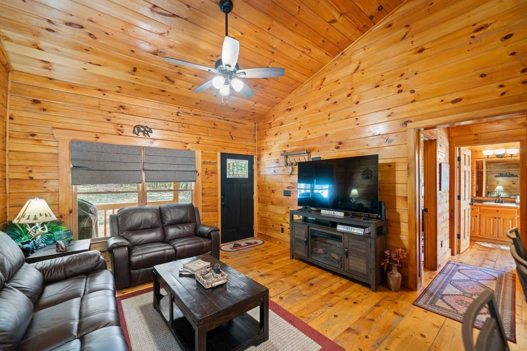 Jasper, GA 30143,360 Oak Trace West
