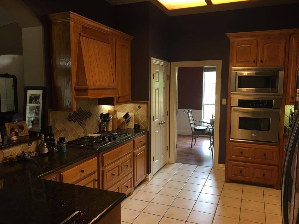 Grapevine, TX 76051,2613 Flameleaf Drive