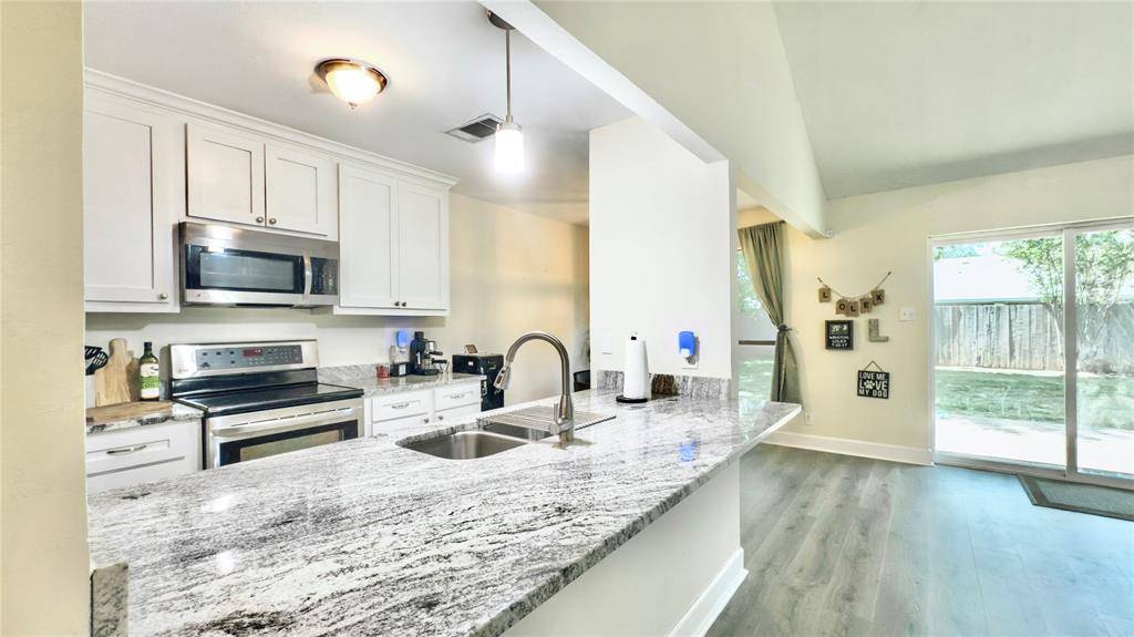 Lake Dallas, TX 75065,519 N Shady Shores Drive