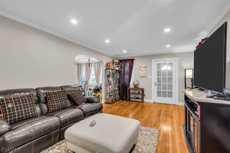 Bloomfield Twp., NJ 07003,685 Broad St