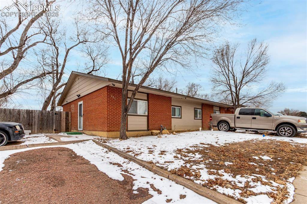 Colorado Springs, CO 80906,373-375 Greensboro ST