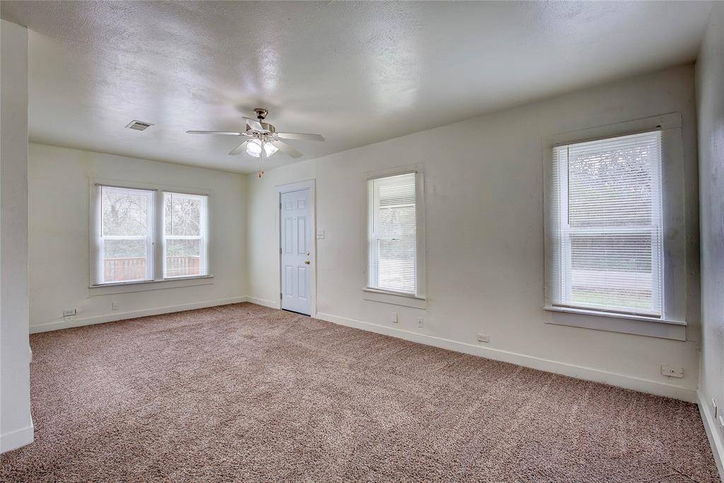 Commerce, TX 75428,1506 Oneal Street