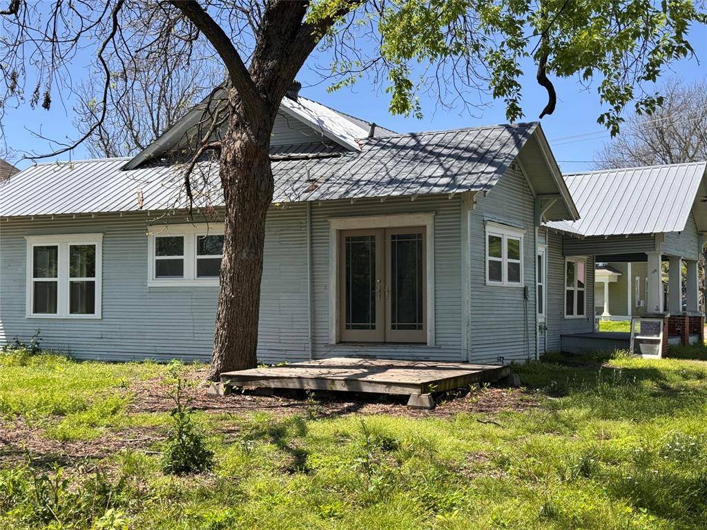 Terrell, TX 75160,502 N Virginia Street